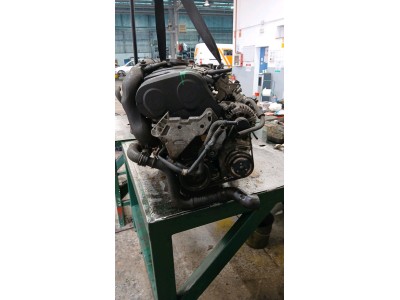 Motor VOLKSWAGEN TOURAN 2007