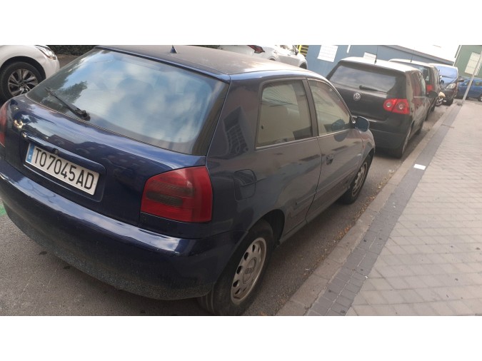 MANDO ELEVALUNAS DELANTERO DERECHO AUDI A3 1999