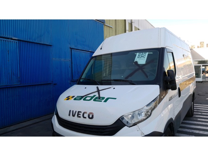 CONSOLA INTERRUPTORE IVECO 35S12 2017