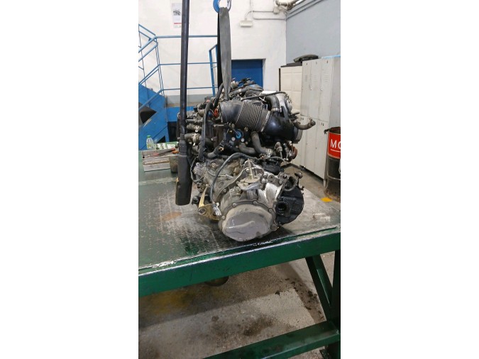 Motor PEUGEOT 206 2001