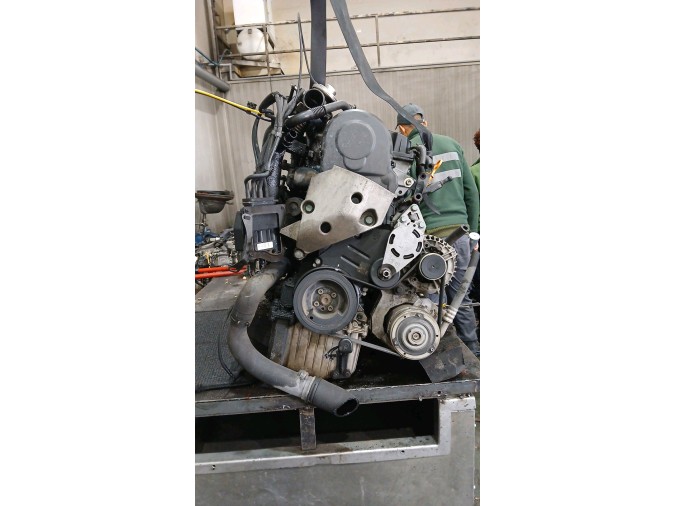 Motor VOLKSWAGEN POLO 2003