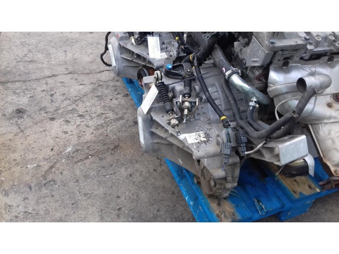 CAJA CAMBIOS FORD MONDEO 2001