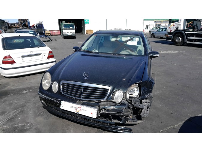 PILOTO TRASERO IZQUIERDO MERCEDES E 500 2002