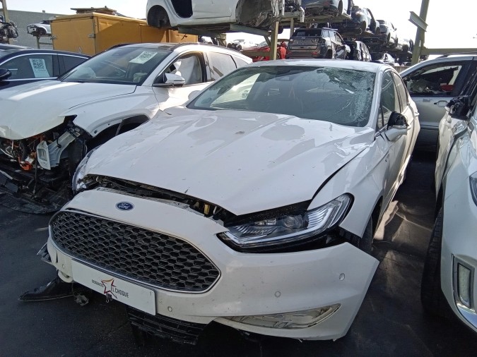 LUNA CUSTODIA TI FORD MONDEO 2018