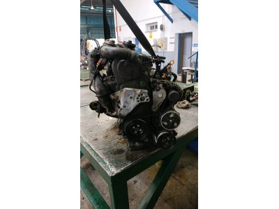 MOTOR CON ACCESORIOS Y CAJA DE CAMBIOS SKODA OCTAVIA 2003