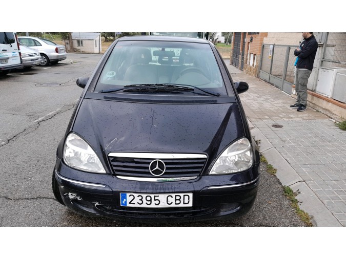 PUERTA TRASERA IZQUIERDA MERCEDES A 140 2002