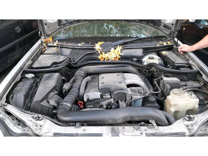 MECANICA TRASERA	 MERCEDES E 290 TURBODIESEL 1997