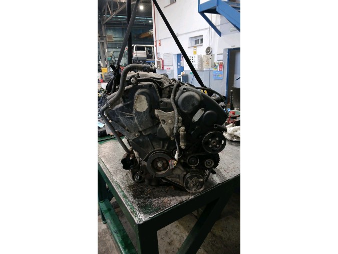 MOTOR CON ACCESORIOS Y CAJA DE CAMBIOS PEUGEOT 807 2002