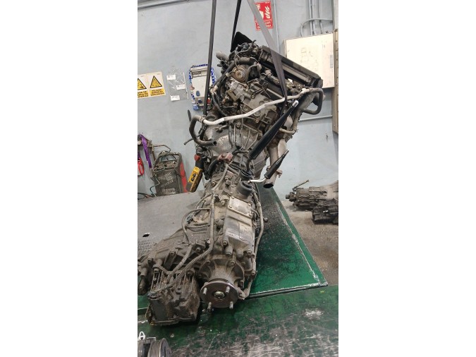 MOTOR TOYOTA LAND CRUISER 2003