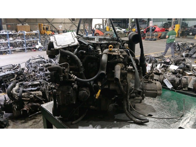 Motor PEUGEOT 406 2001