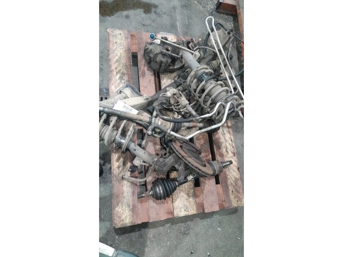 MECANICA DELANTERA SIN CUNA PEUGEOT PART CBESP.P.LAT.DW8 2002