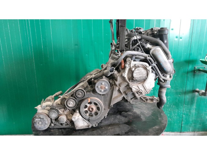 MOTOR CON ACCESORIOS Y CAJA DE CAMBIOS MERCEDES CLASE A 2001
