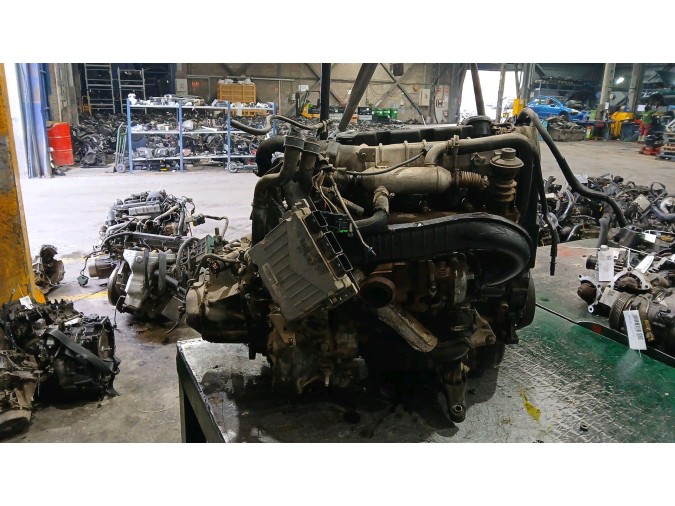 MOTOR SIN ACCESORIOS Y CON CAJA DE CAMBIOS CITROEN XSARA 2002