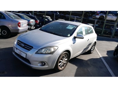 PARAGOLPES TRASERO KIA CEED 2011