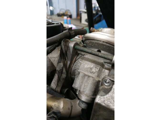 MOTOR CON ACCESORIOS Y CAJA DE CAMBIOS SKODA OCTAVIA 2006