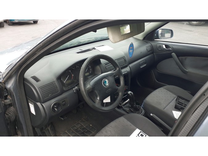 ELEVALUNAS DELANTERO DERECHO SKODA OCTAVIA 2006