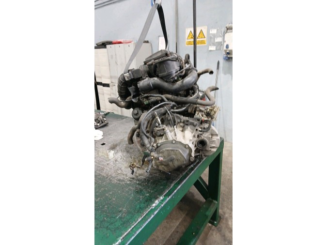 Motor PEUGEOT 307 2001