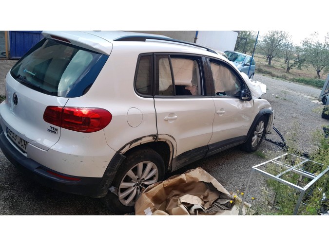 BOMBIN ARRANQUE VOLKSWAGEN TIGUAN 2015