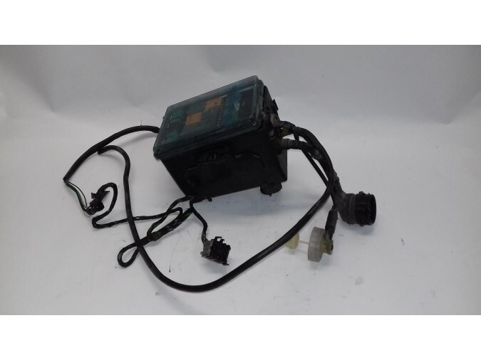 CAJA DE FUSIBLES  BMW SERIE 3 1988
