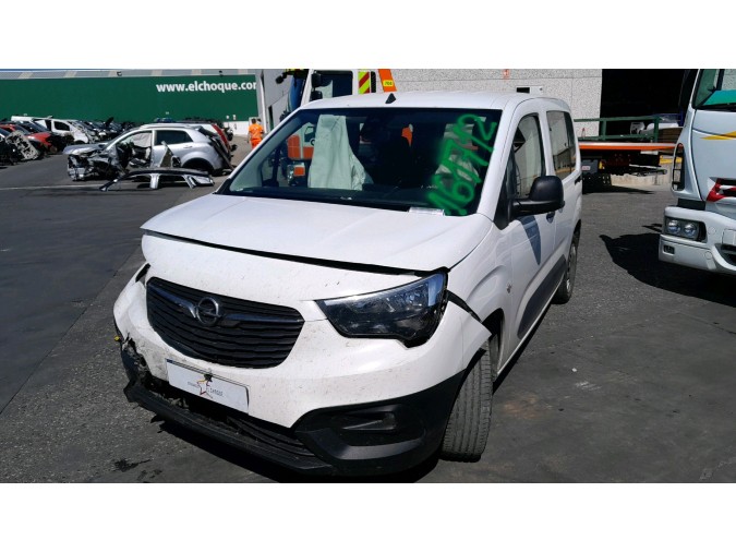 LUNA CUSTODIA TD OPEL COMBO 2021