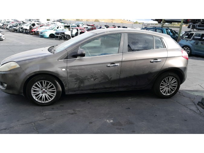 MANDO ELEVALUNAS TRASERO IZQUIERDO FIAT BRAVO 2008