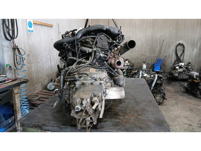 BOMBA DIREECION AUDI A4 2002