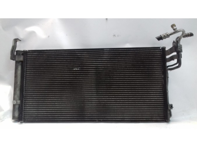 Radiador A/C HYUNDAI TRAJET 2004