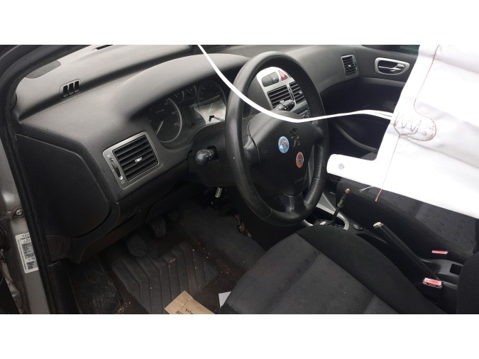 PILOTO TRASERO DERECHO PEUGEOT 307 2003