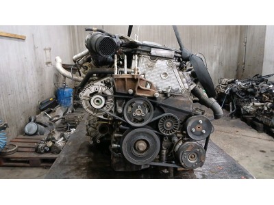MOTOR CON ACCESORIOS Y CAJA DE CAMBIOS OPEL VECTRA