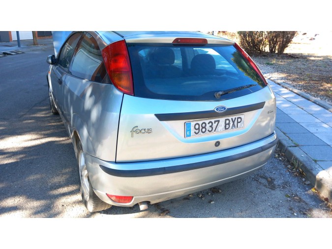 Intercooler FORD FOCUS 2002