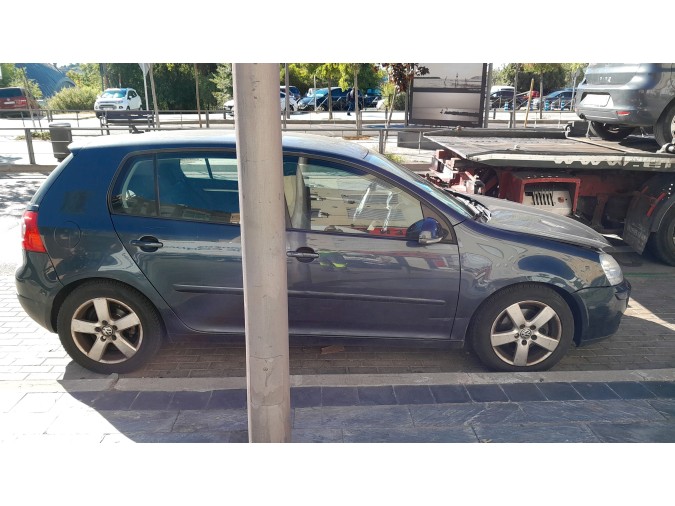 MANDO ELEVALUNAS VOLKSWAGEN GOLF 2006
