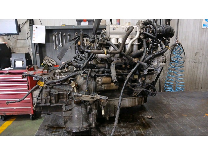 MOTOR CON ACCESORIOS Y CAJA DE CAMBIOS DAEWOO LANOS 1999