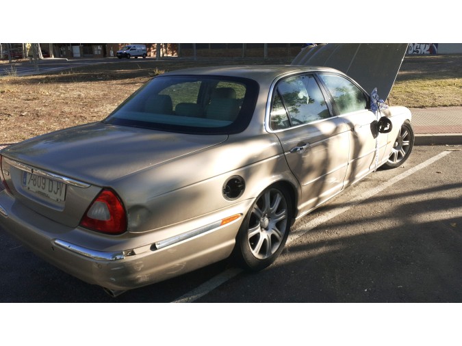 MECANICA TRASERA	 JAGUAR XJ 2005