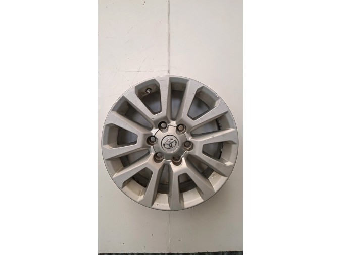 LLANTA TOYOTA LAND CRUISER GRIS 2020