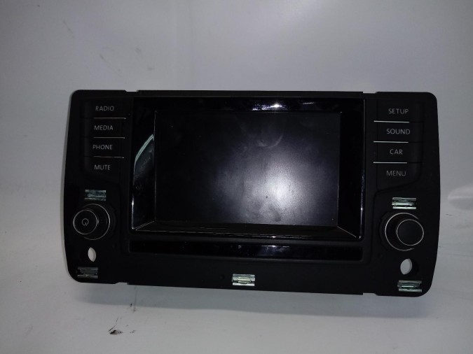 sistema navegacion gps VOLKSWAGEN GOLF 2015