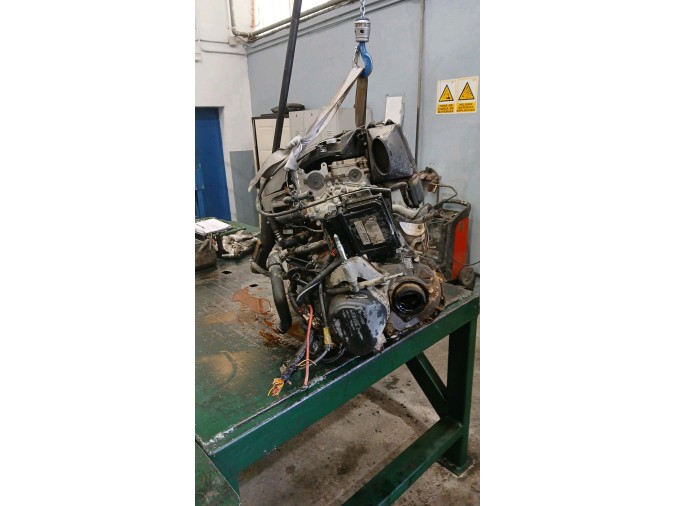 MOTOR CON ACCESORIOS Y CAJA DE CAMBIOS RENAULT SCÉNIC 2003