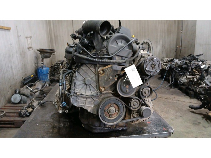 MOTOR CON ACCESORIOS Y CAJA DE CAMBIOS OPEL MERIVA 2004