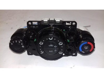 MANDO CALEFACCIÓN FORD FIESTA 2015