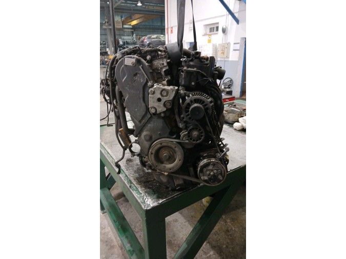 Motor PEUGEOT 407 2004