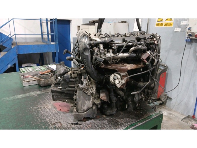 Motor PEUGEOT 407 2004
