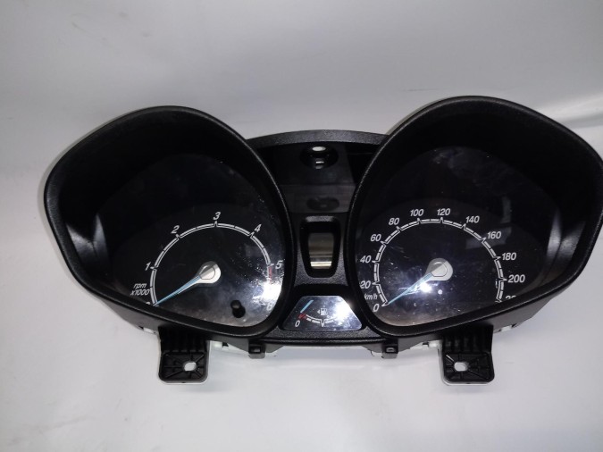 CUADRO INSTRUMENTOS FORD FIESTA 2015