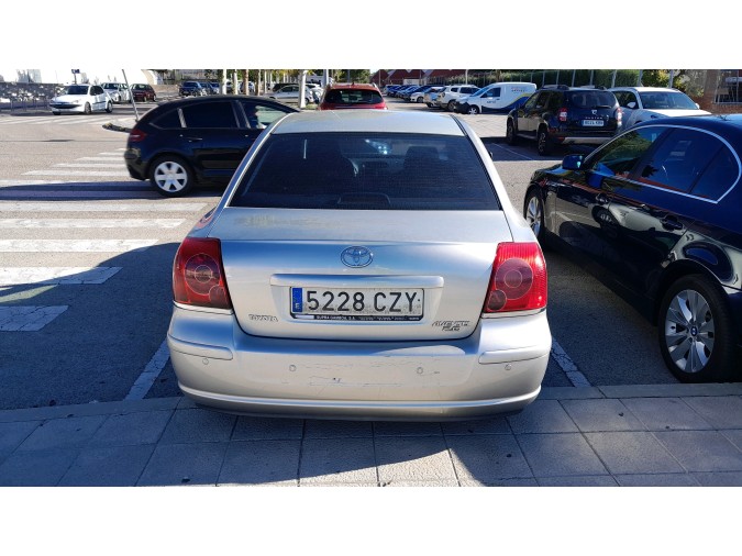 Intercooler TOYOTA AVENSIS 2004