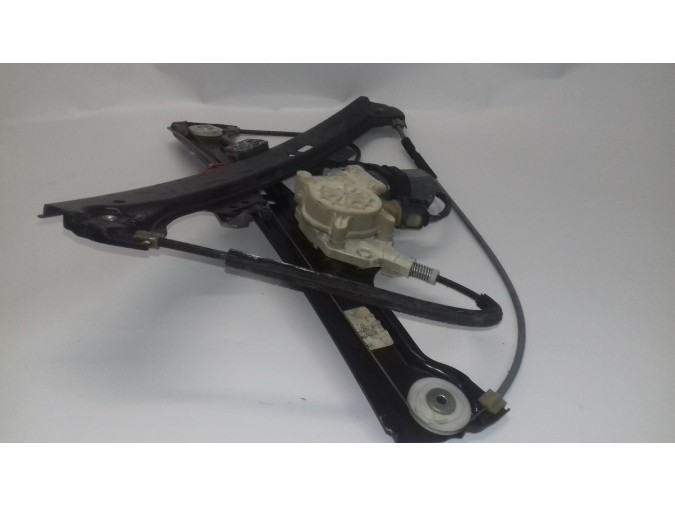 ELEVALUNAS DELANTERO DERECHO BMW SERIE 5 2006