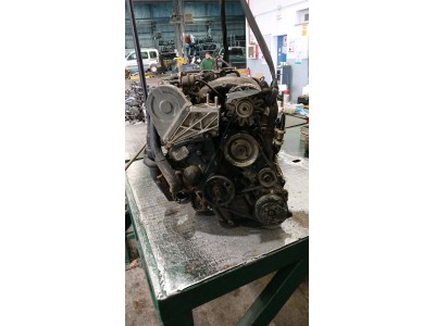 MOTOR CON ACCESORIOS SIN CAJA DE CAMBIOS CITROEN BX 1988