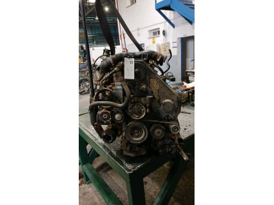 MOTOR CON ACCESORIOS Y CAJA DE CAMBIOS FORD TRANSIT CONNECT 2006