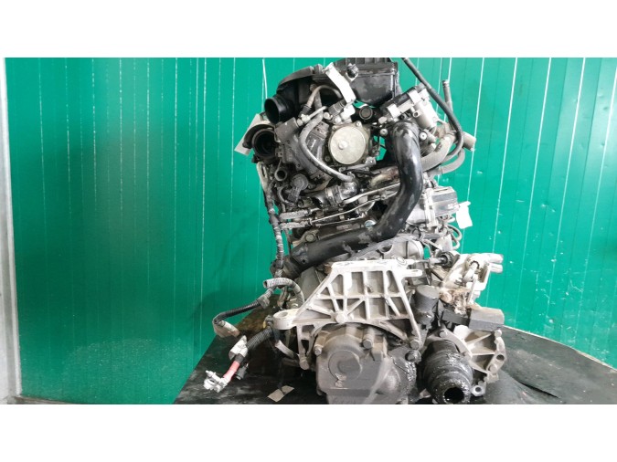 MOTOR CON ACCESORIOS Y CAJA DE CAMBIOS FIAT PUNTO 2011