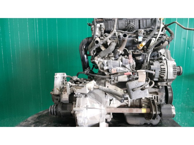 MOTOR CON ACCESORIOS Y CAJA DE CAMBIOS FIAT PUNTO 2011