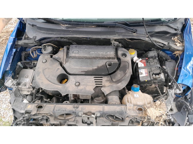 MANDO ELEVALUNAS DELANTERO IZQUIERDO FIAT PUNTO 2011