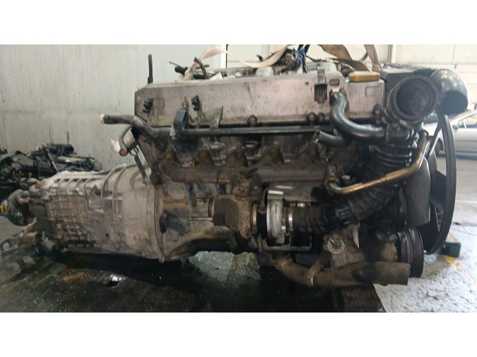MOTOR CON ACCESORIOS Y CAJA DE CAMBIOS OPEL OMEGA 1999