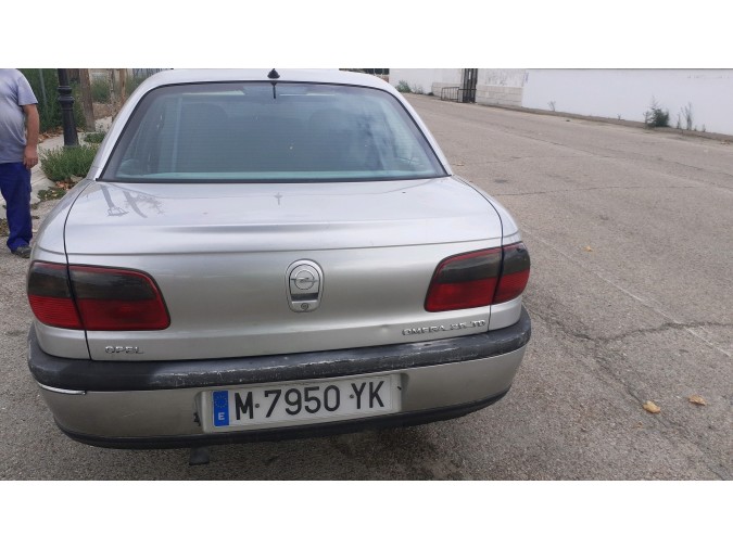 ELEVALUNAS TRASERO DERECHO OPEL OMEGA 1999